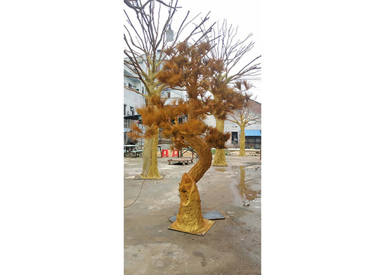 Topiary-künstlicher Baum mit Kiefern-KegelInnenim Freien